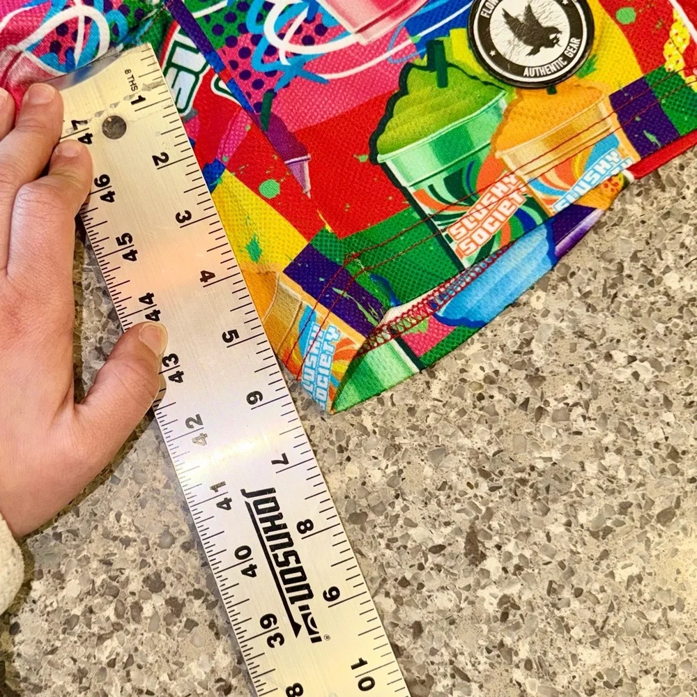 Flow Society l Slushy Society l Youth Shorts l Size: YXS